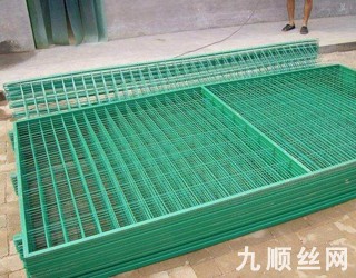 框架型護欄網(wǎng)2.jpg